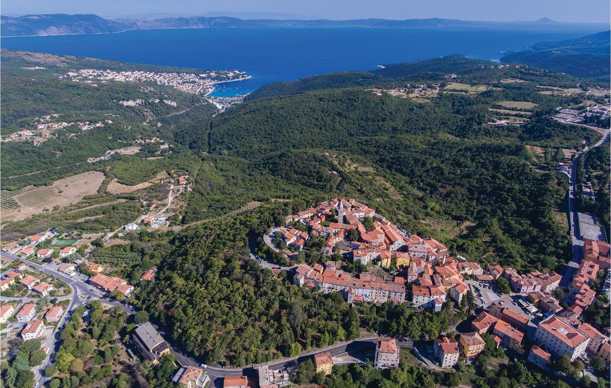 Awesome Apartment In Labin With Wifi Raša Exterior foto