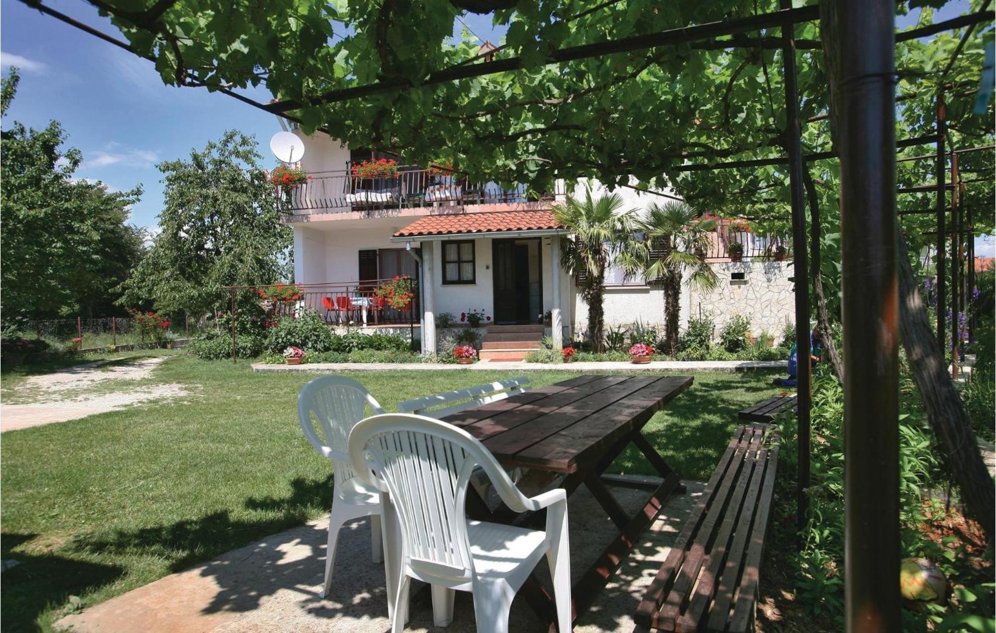 Awesome Apartment In Labin With Wifi Raša Exterior foto