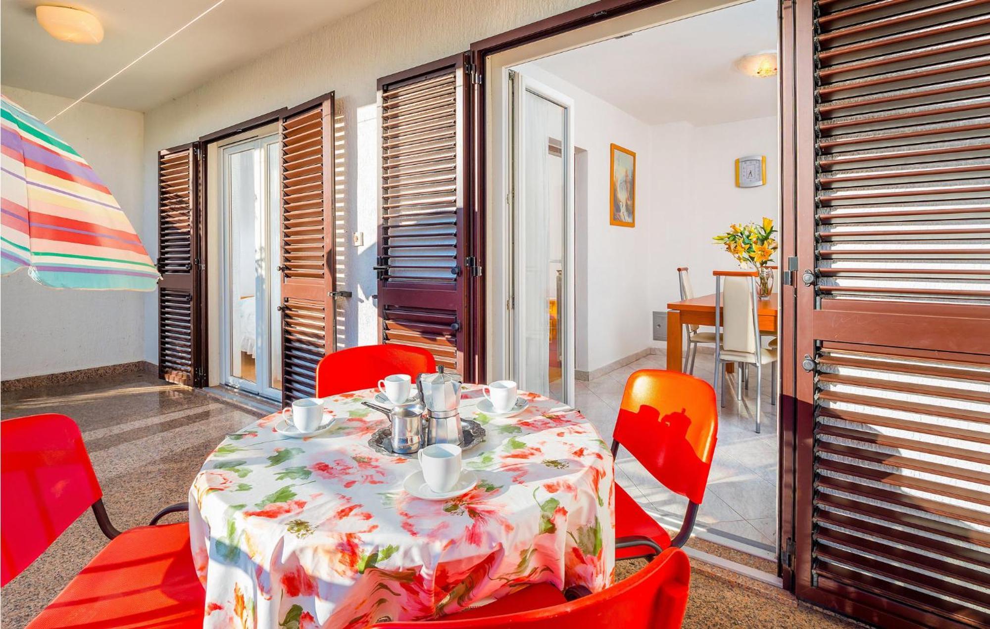 Awesome Apartment In Labin With Wifi Raša Exterior foto